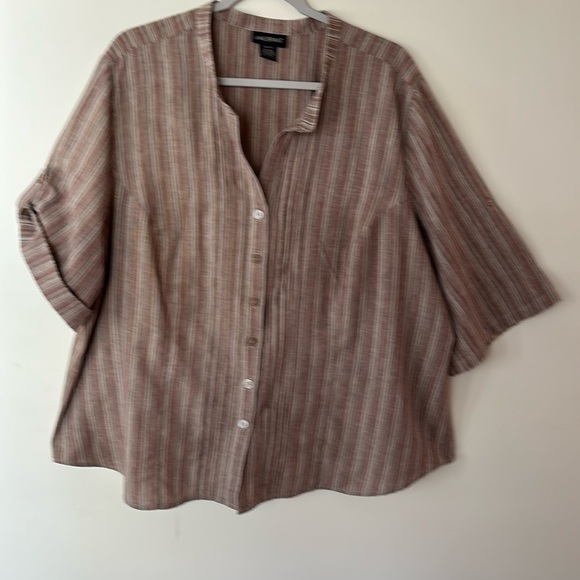 Lane Bryant Womans Button Up Shirt Tucks On Each Side Of Front Size 26/28 - Picture 1 of 14